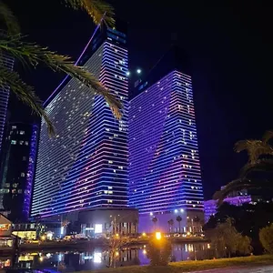 Downtown Centre In Orbi In Hotel